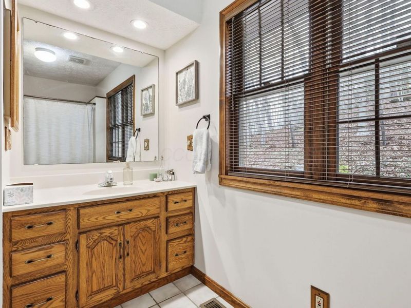 1640 Cardinal Hill Lane, Sugar Grove, OH 43155 Photo 13