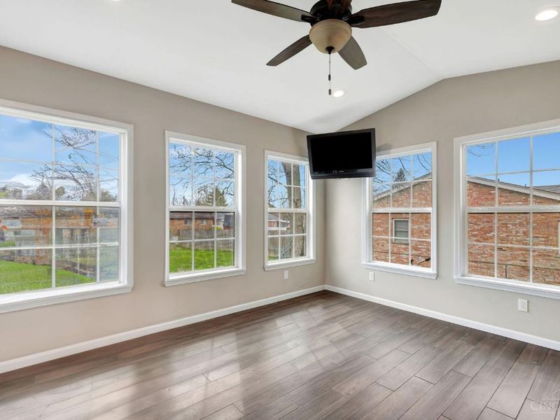 1959 John Gray Road, Springfield Twp., OH 45240 Photo 19