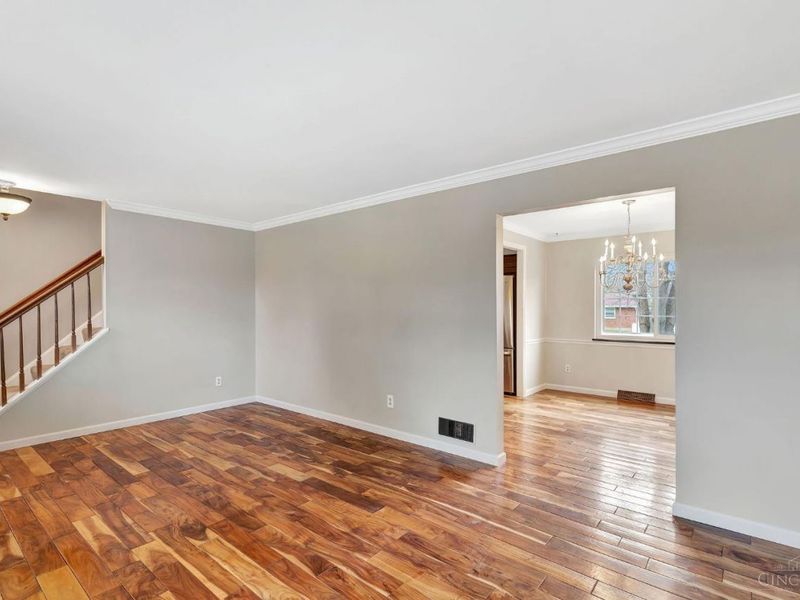 1959 John Gray Road, Springfield Twp., OH 45240 Photo 5