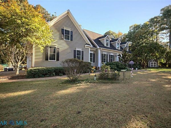 229 Skipjack Lane, Cobbs Creek, VA 23035