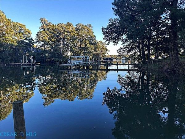 229 Skipjack Lane, Cobbs Creek, VA 23035