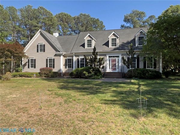 229 Skipjack Lane, Cobbs Creek, VA 23035