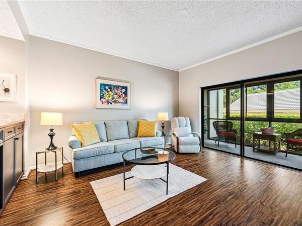 900 Arbor Lake DR, Unit 9-101, NAPLES, FL 34110