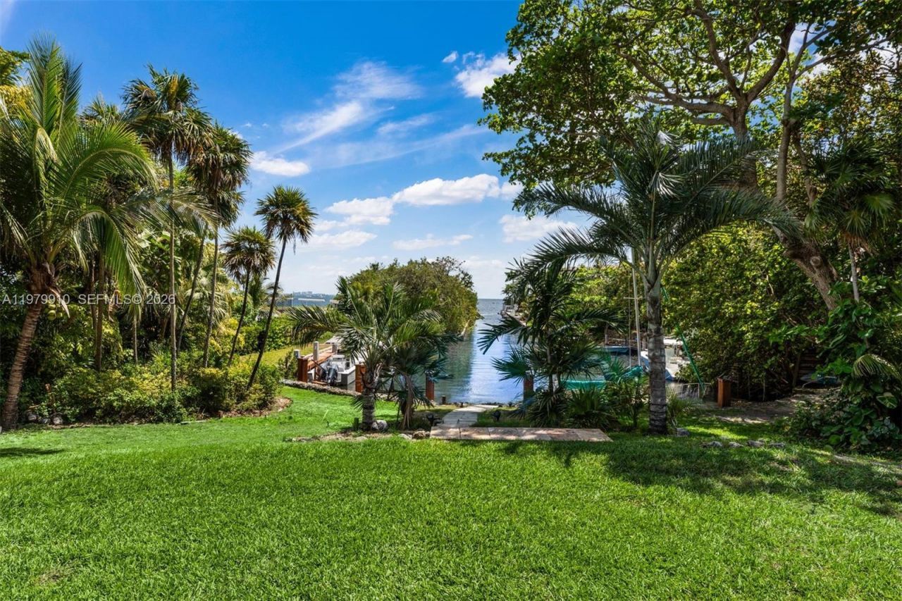 3373 Poinciana Ave, Miami, FL 33133 Photo