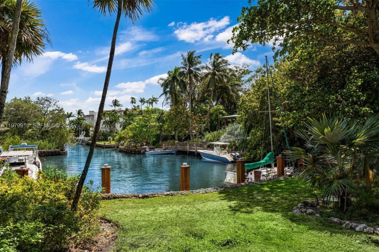 3373 Poinciana Ave, Miami, FL 33133 Photo