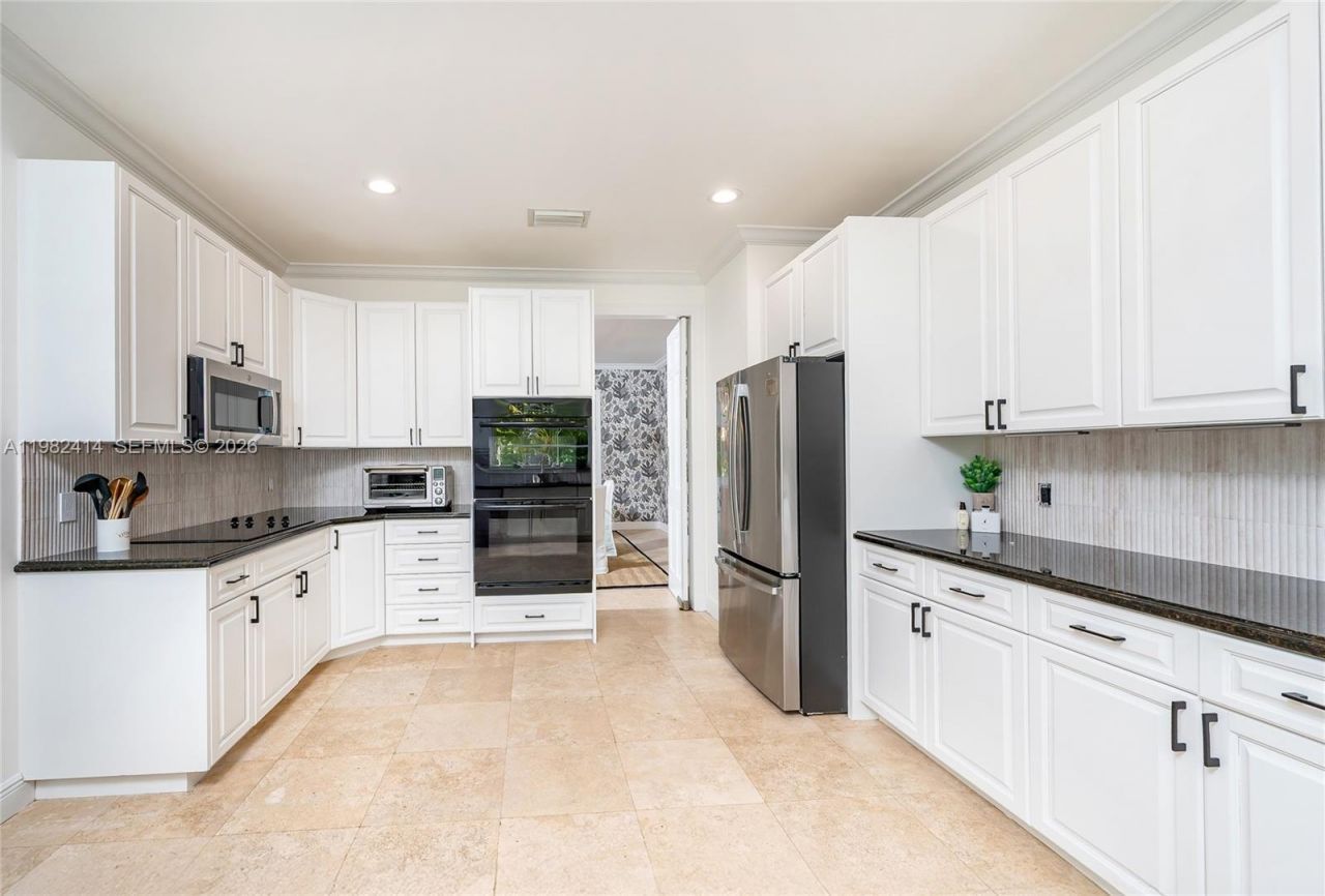 760 Glenridge Rd, Key Biscayne, FL 33149 Photo