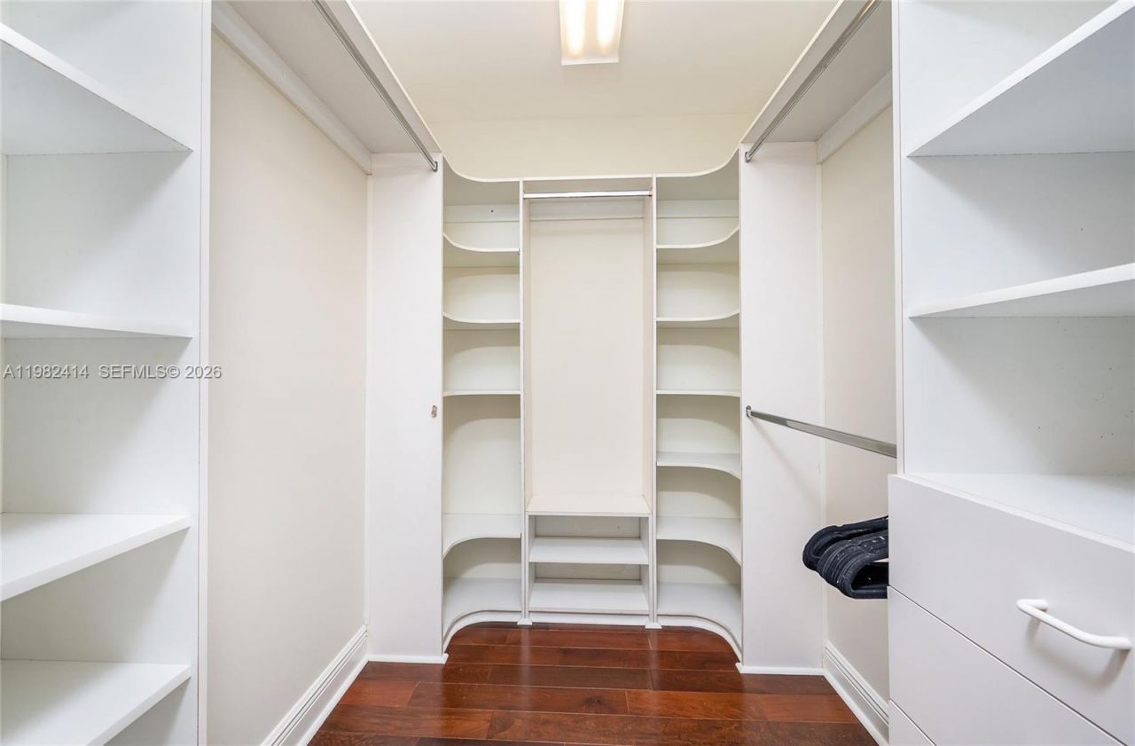 760 Glenridge Rd, Key Biscayne, FL 33149 Photo