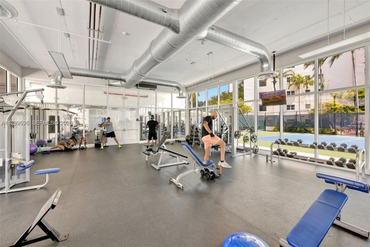 14951 Royal Oaks Ln , Unit 1409, North Miami, FL 33181 Photo