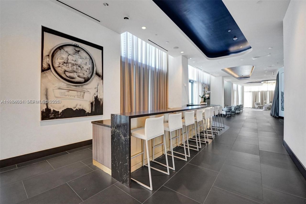 851 NE 1st Ave, Unit 3601, Miami, FL 33132 Photo