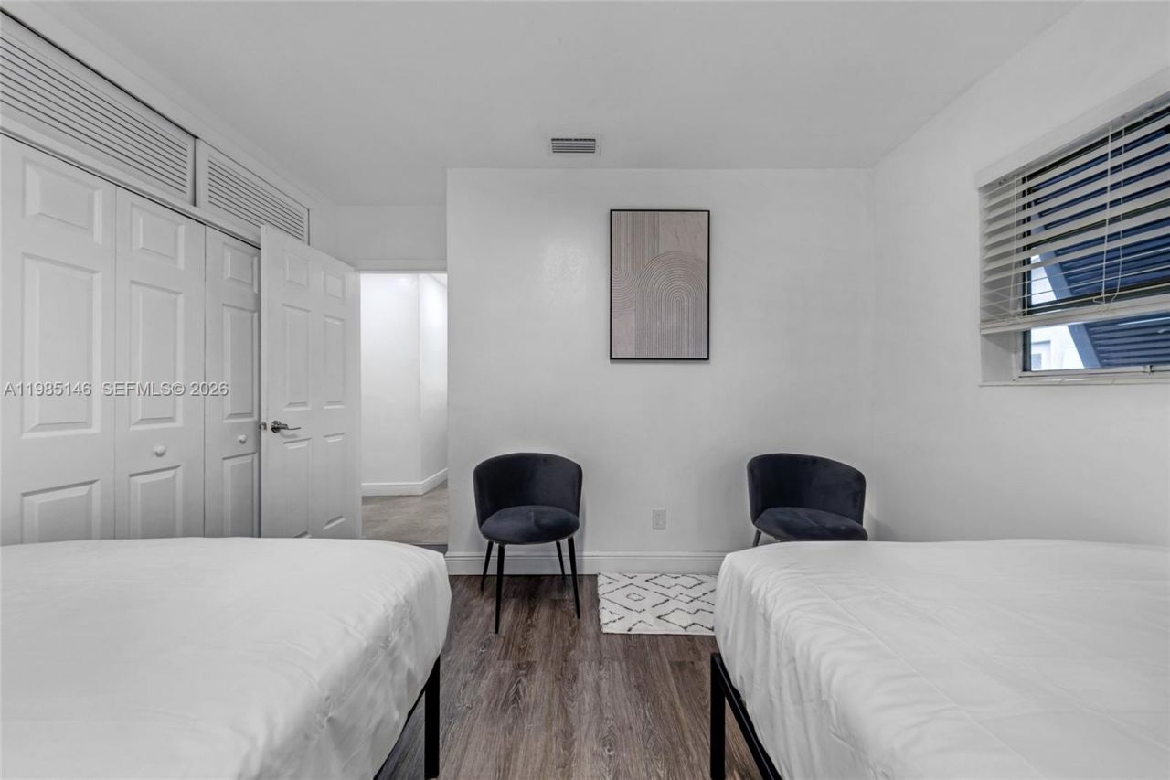 8420 Pasadena Blvd , Pembroke Pines, FL 33024 Photo