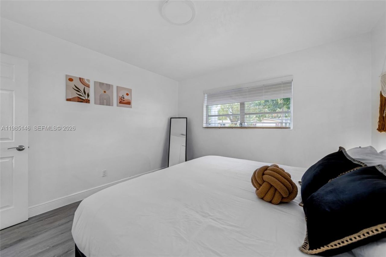 8420 Pasadena Blvd , Pembroke Pines, FL 33024 Photo