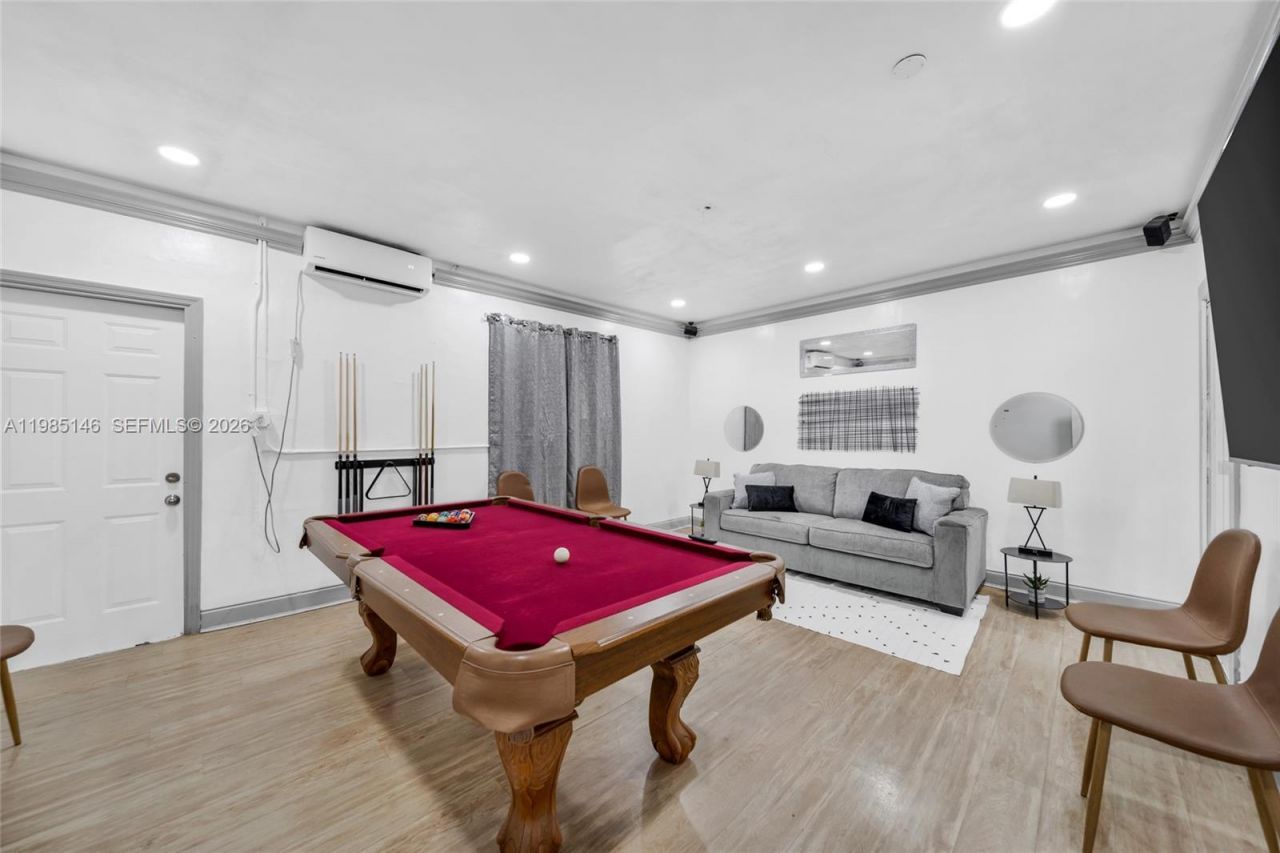 8420 Pasadena Blvd , Pembroke Pines, FL 33024 Photo