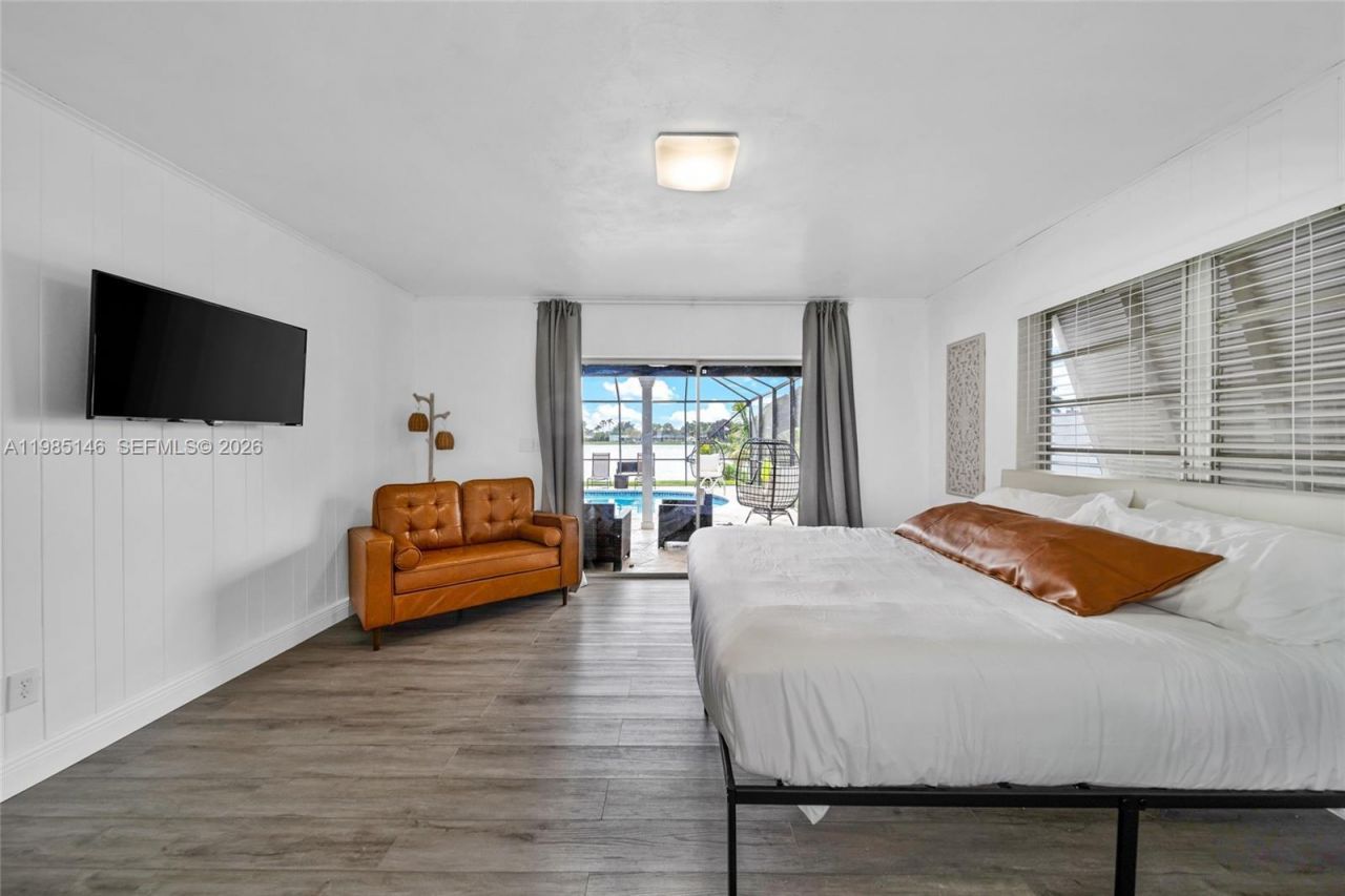 8420 Pasadena Blvd , Pembroke Pines, FL 33024 Photo