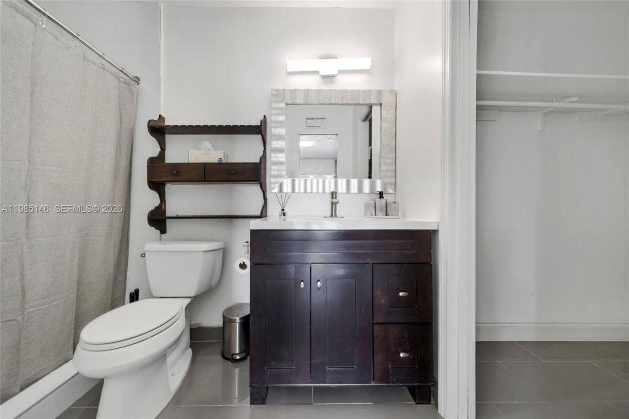 8420 Pasadena Blvd , Pembroke Pines, FL 33024 Photo