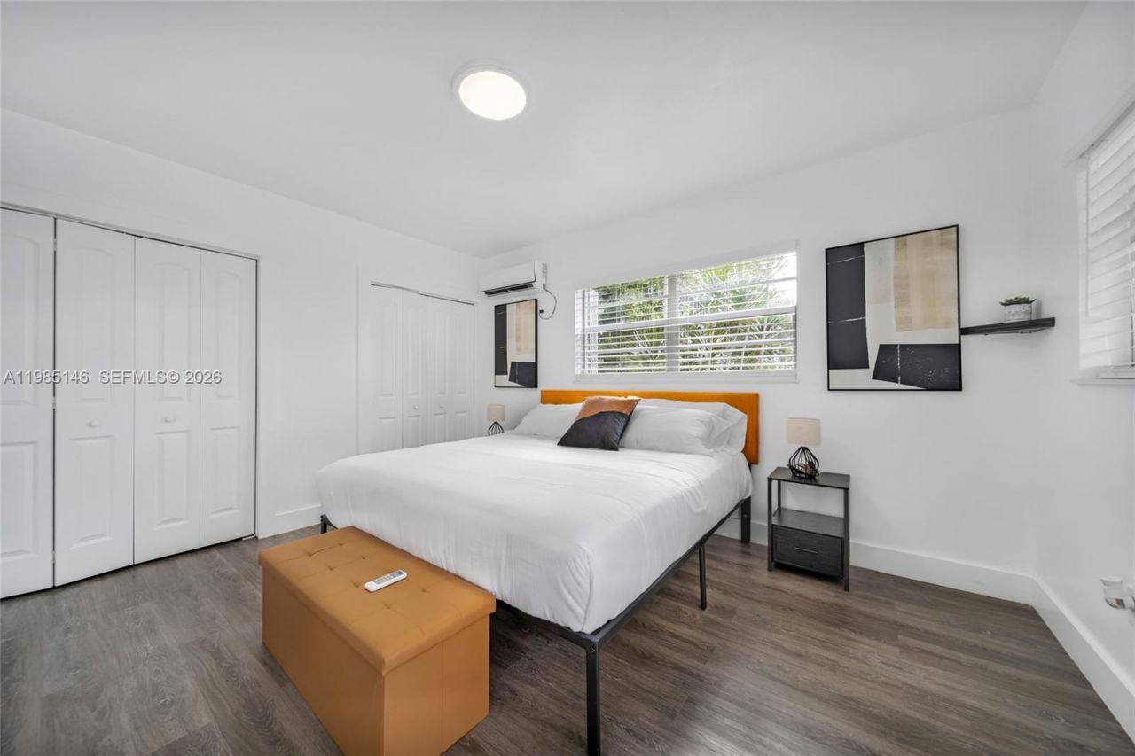 8420 Pasadena Blvd , Pembroke Pines, FL 33024 Photo