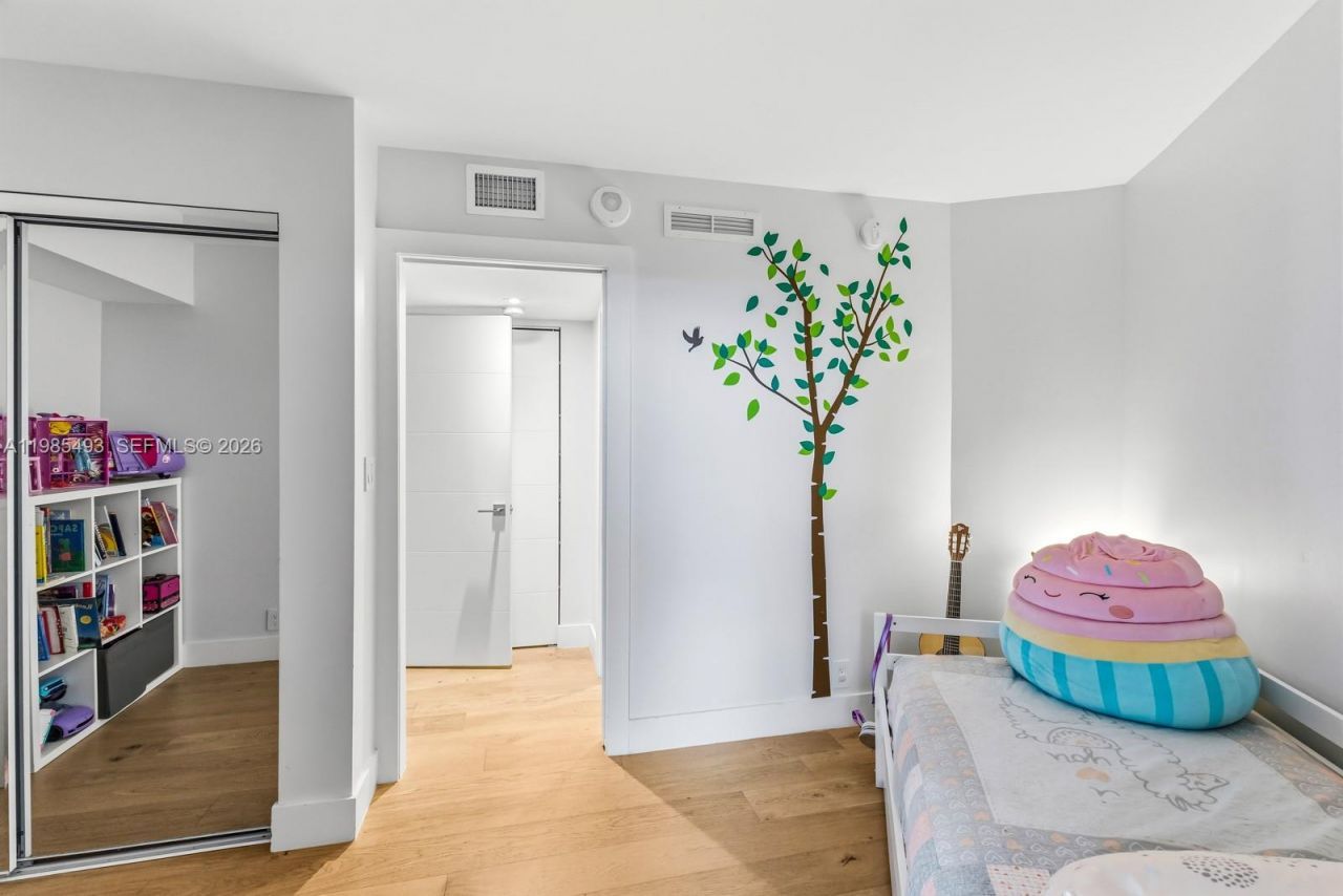 1111 Crandon Blvd , Unit A405, Key Biscayne, FL 33149 Photo