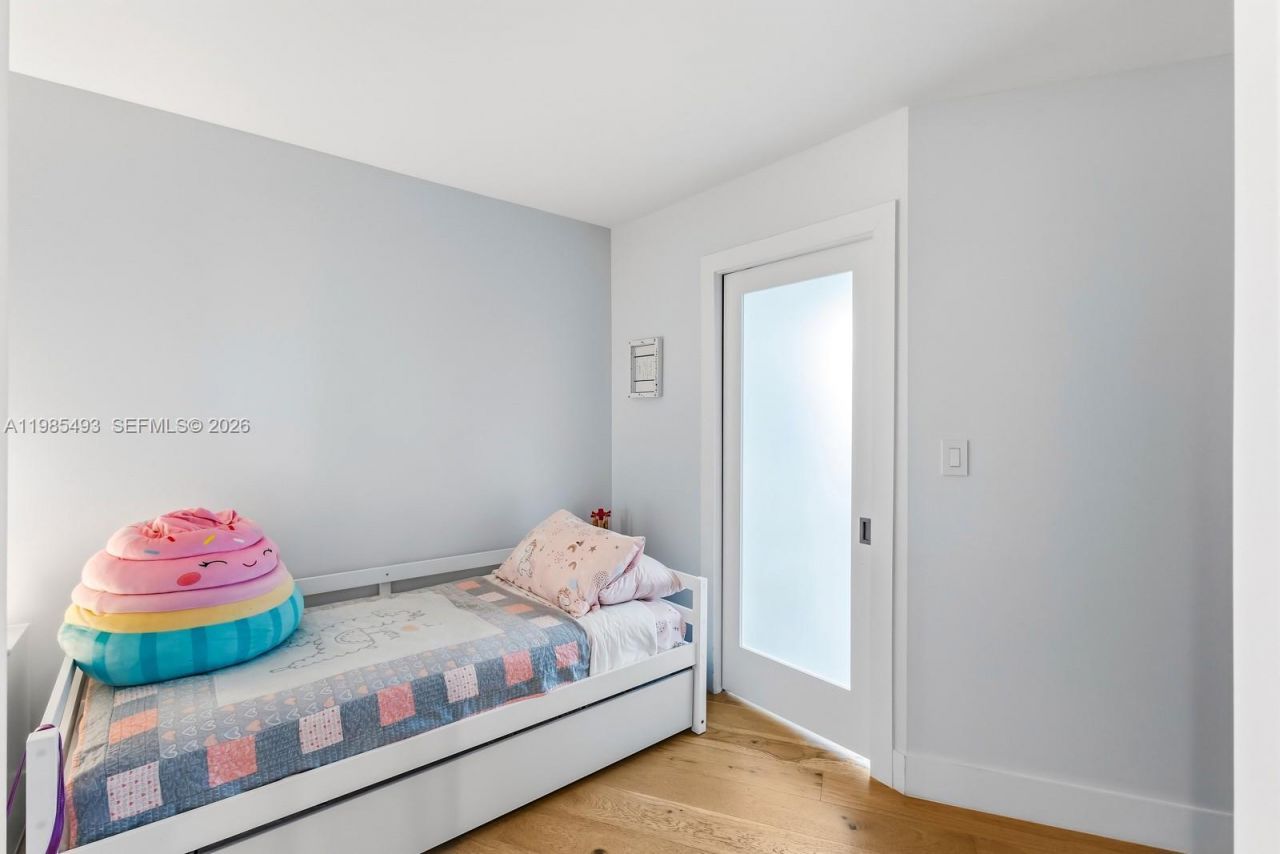 1111 Crandon Blvd , Unit A405, Key Biscayne, FL 33149 Photo