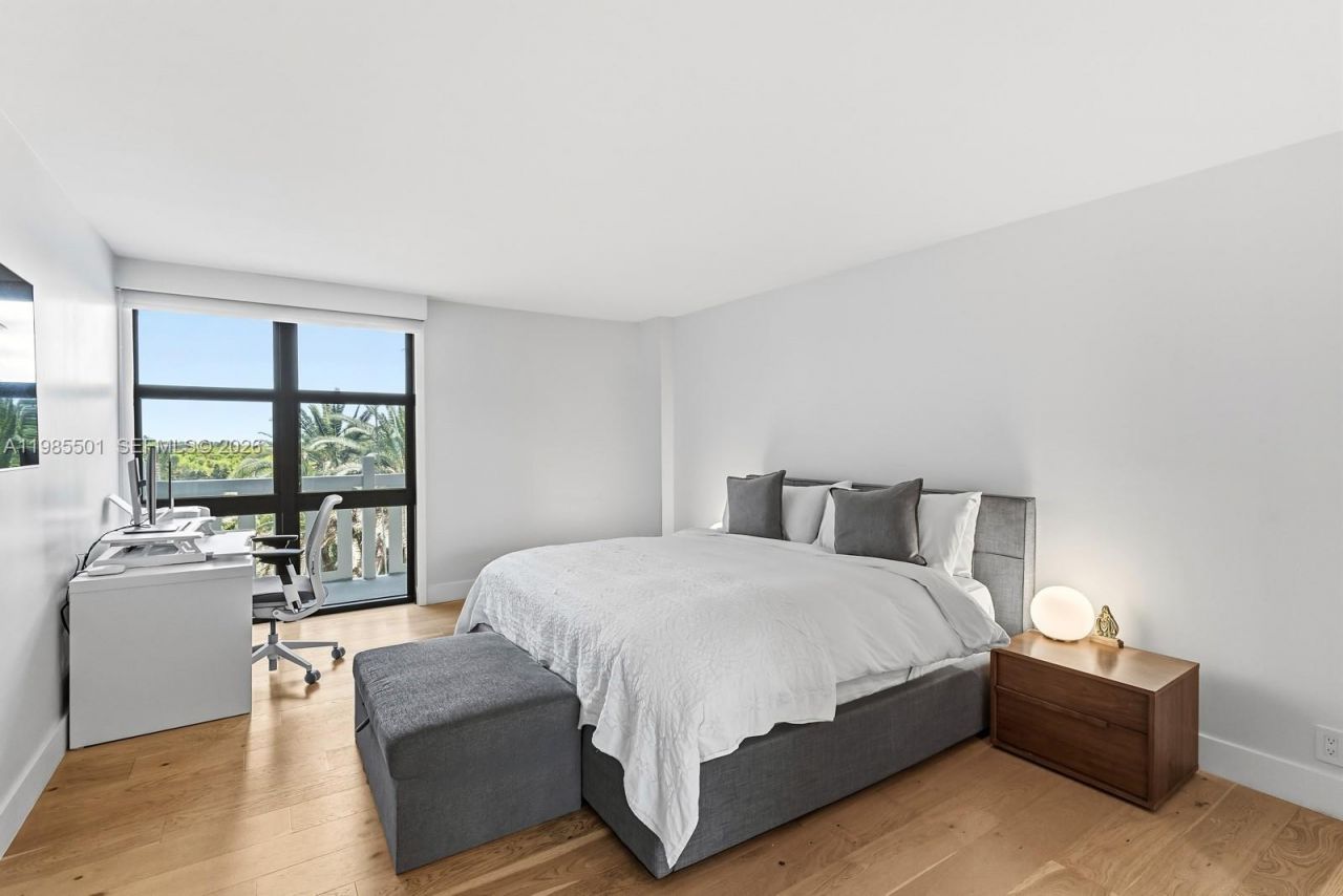1111 Crandon Blvd, Unit A405, Key Biscayne, FL 33149 Photo