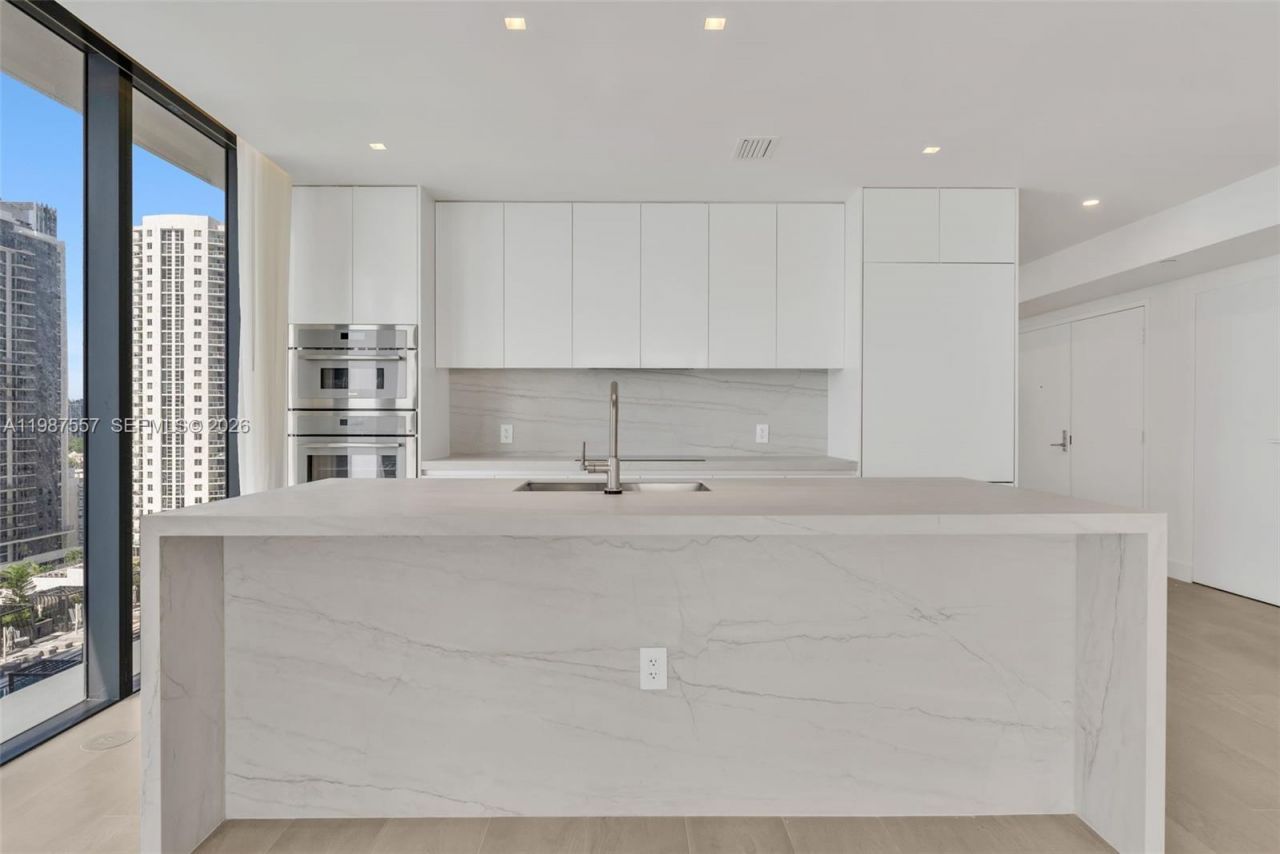 700 NE 24th St , Unit 1207, Miami, FL 33137 Photo