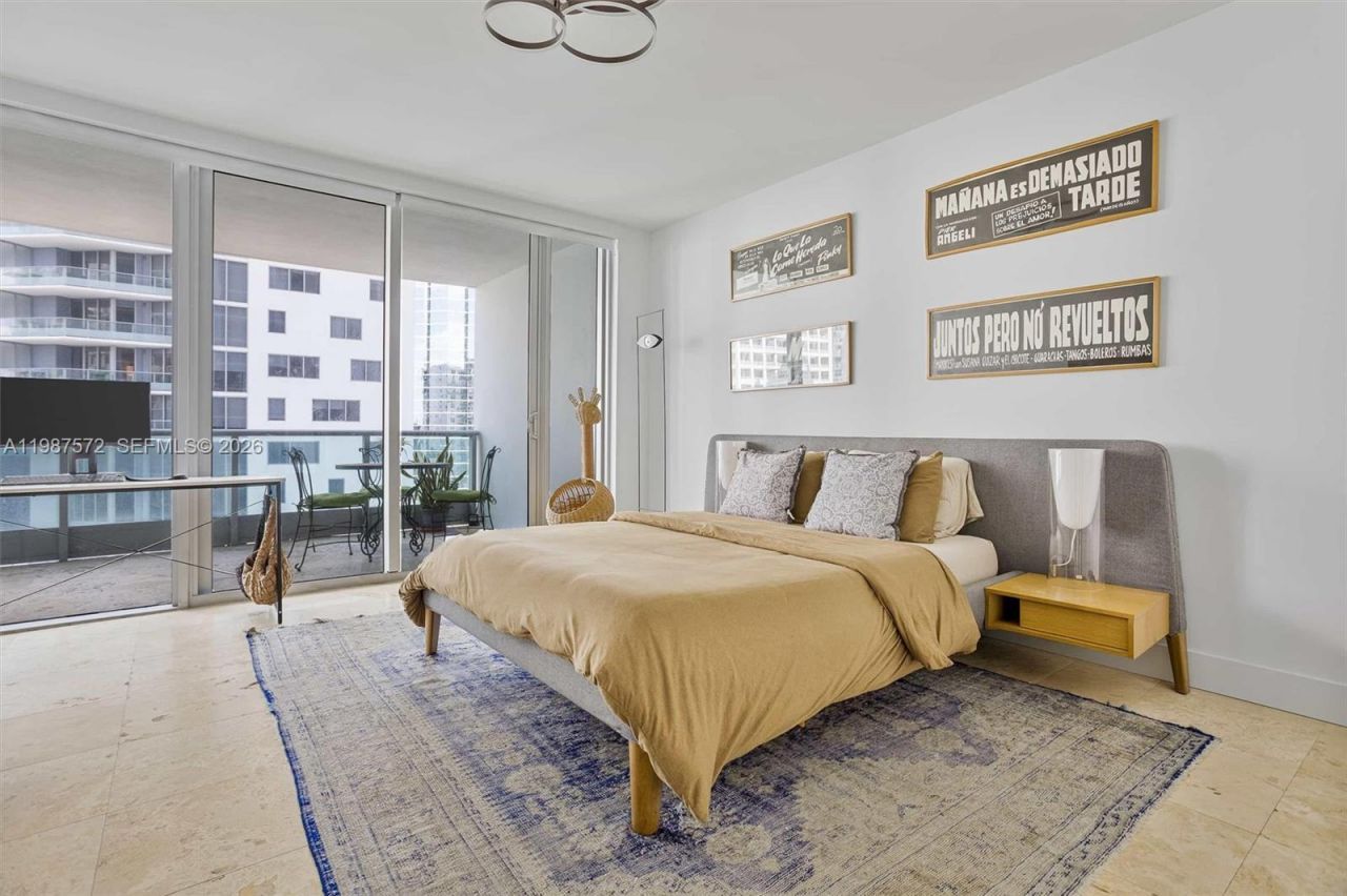 1331 Brickell Bay Dr , Unit 1606, Miami, FL 33131 Photo