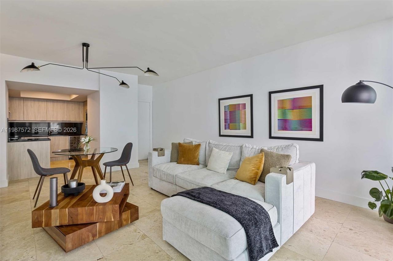 1331 Brickell Bay Dr , Unit 1606, Miami, FL 33131 Photo