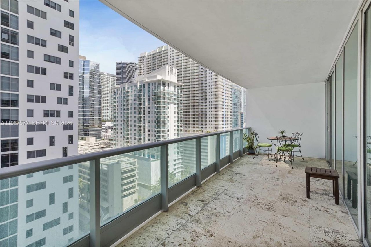 1331 Brickell Bay Dr , Unit 1606, Miami, FL 33131 Photo