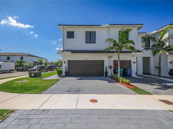 10902 SW 232nd Ter, Homestead, FL 33032