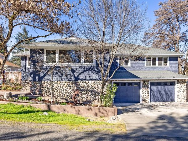 120 Graham Street, Jacksonville, OR 97530