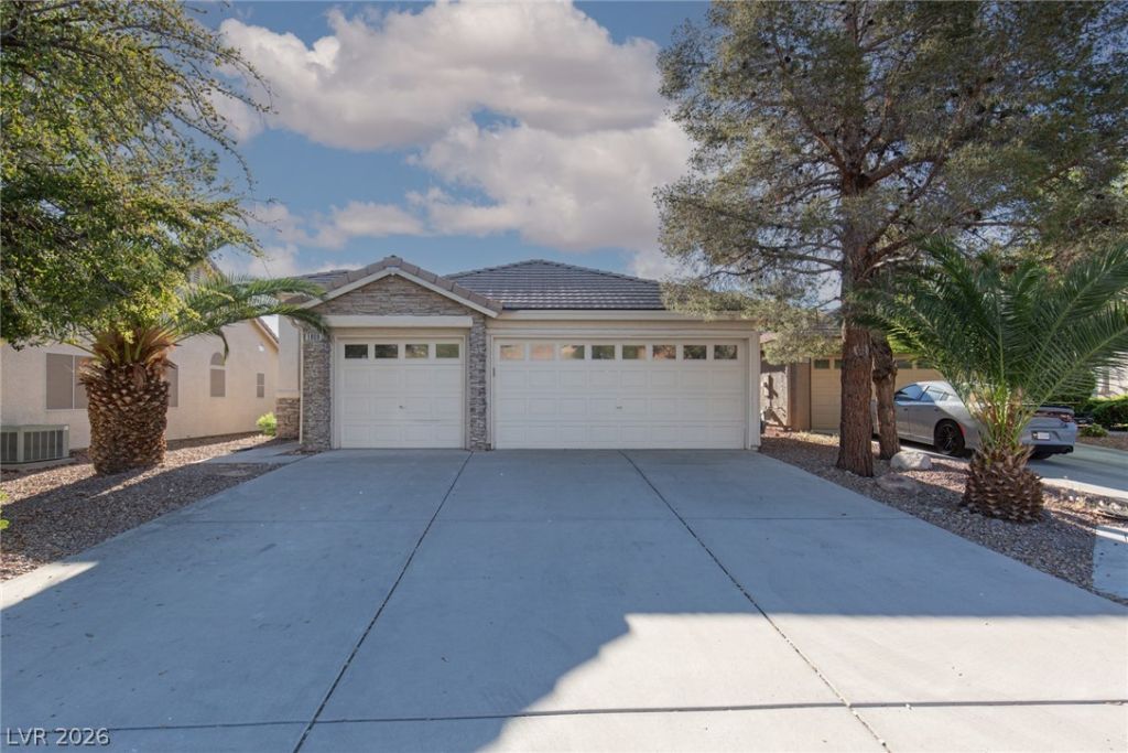 1808 Lyell Canyon Lane, Las Vegas, NV 89134 Main Photo