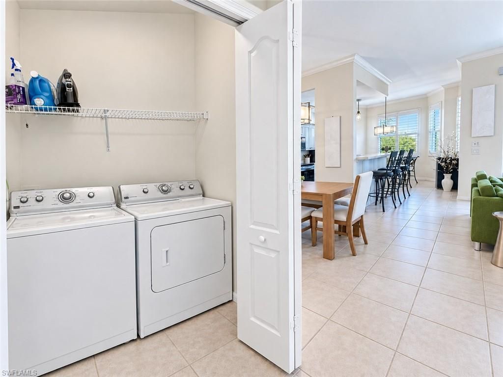 8555 Naples Heritage Dr, Unit 237, Naples, FL 34112 Photo