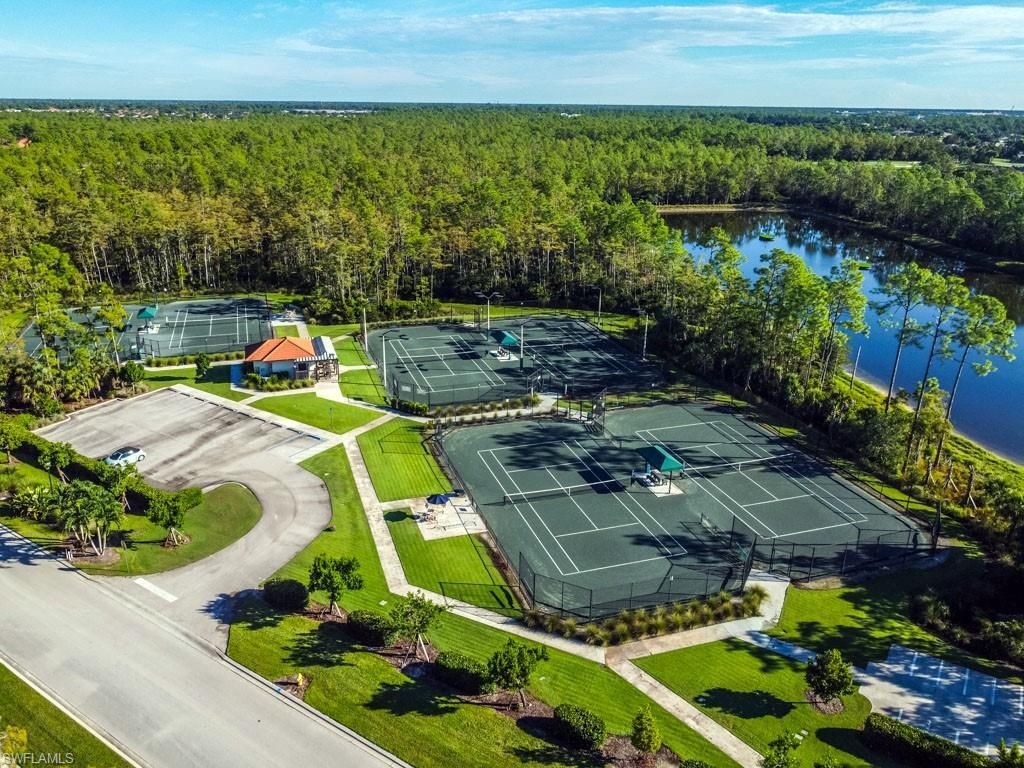 8555 Naples Heritage Dr, Unit 237, Naples, FL 34112 Photo