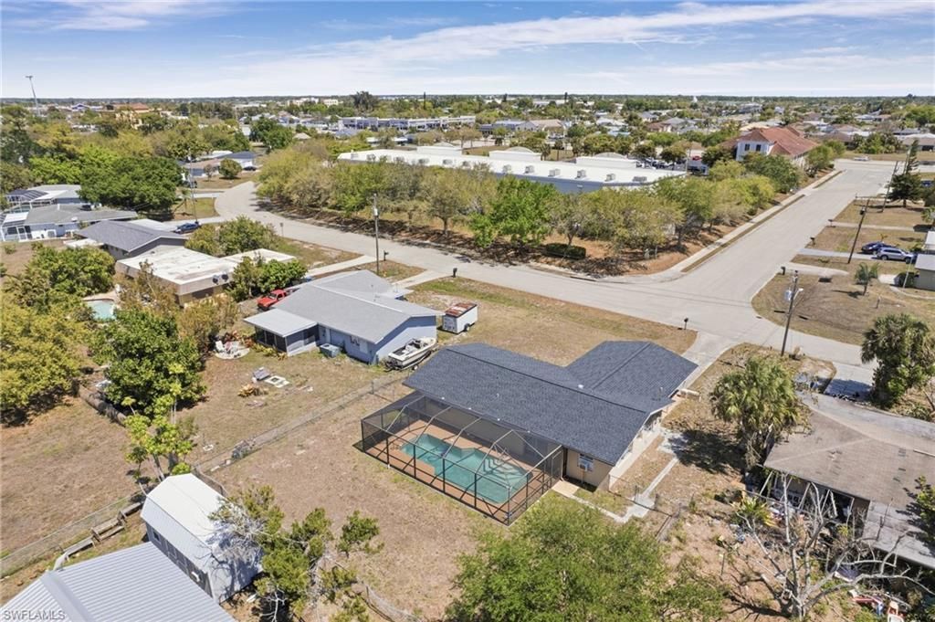 414 NE 15th Pl , Cape Coral, FL 33909 Photo