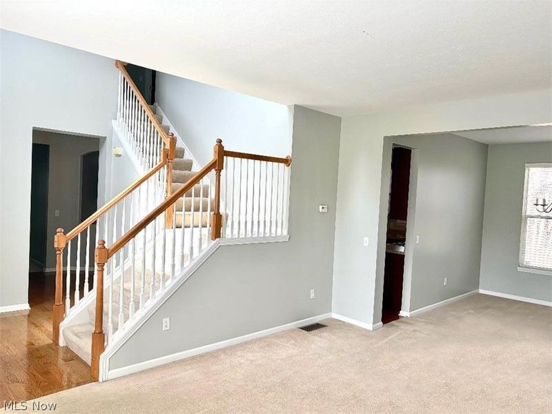 38448 Renwood Avenue, Avon, OH 44011 Photo 2