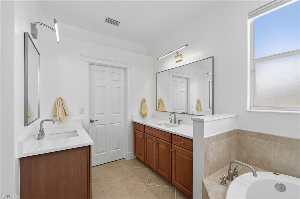 12532 Stone Tower Loop, Fort Myers, FL 33913 Photo