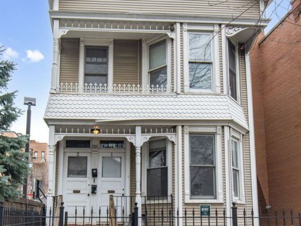 2118 W Fletcher Street , Chicago, IL 60618