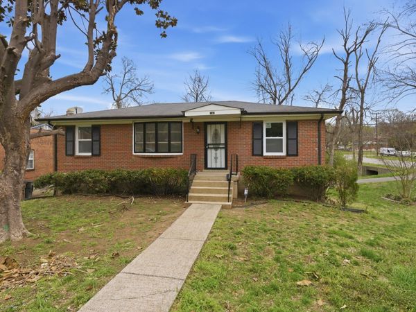 730 Patricia Dr , Nashville, TN 37217