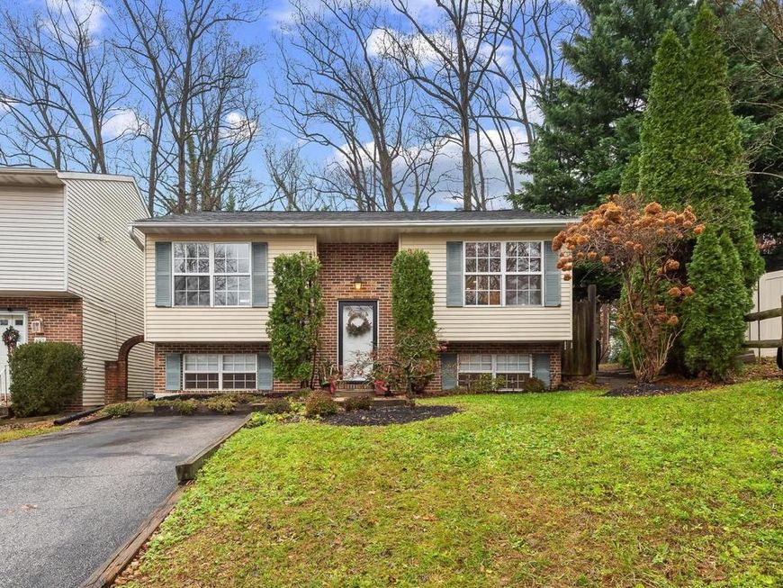 939 Kinhart Court , Severna Park, MD 21146 Main Photo