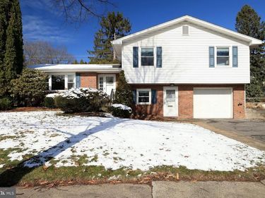 541 E MCCORMICK AVENUE, STATE COLLEGE, PA 16801