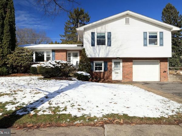 541 E MCCORMICK AVENUE, STATE COLLEGE, PA 16801