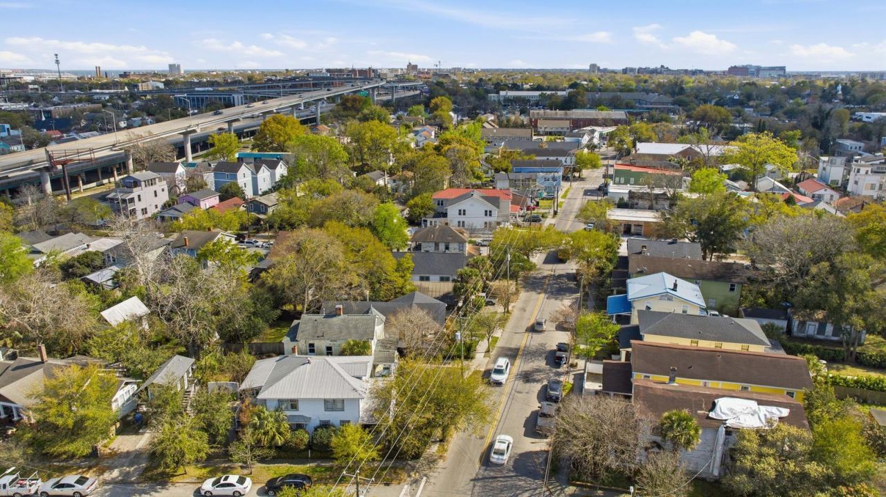 1130 King Street Photo 26