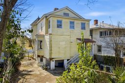 1130 King Street photo 4