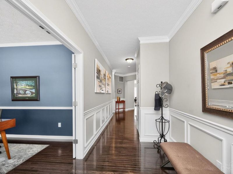 476 Haybrooke Drive, Hamilton Twp, OH 45039 Photo 3