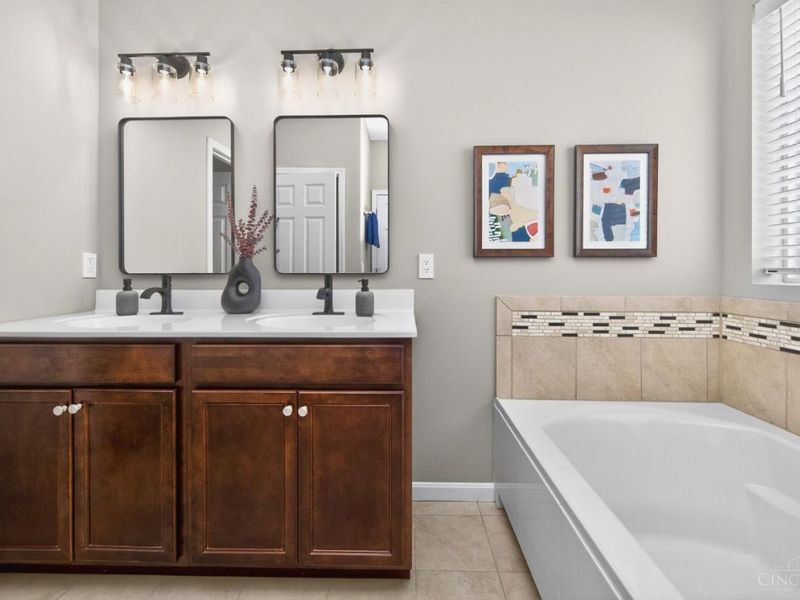 476 Haybrooke Drive, Hamilton Twp, OH 45039 Photo 35