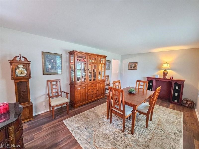 523 Janet Drive, Canfield, OH 44406 Photo 14