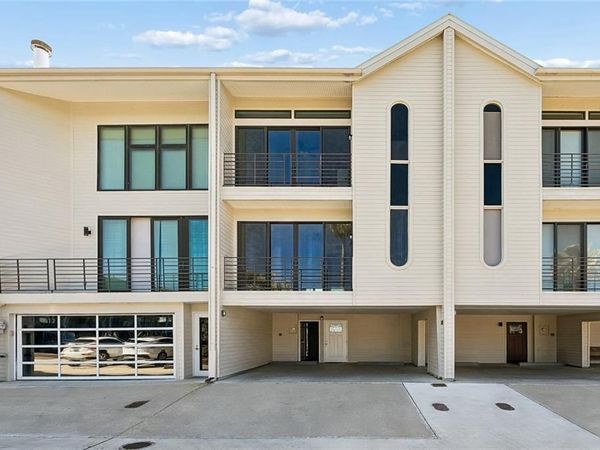 127 E HWY 22 Highway, Unit W-17, Madisonville, LA 70447