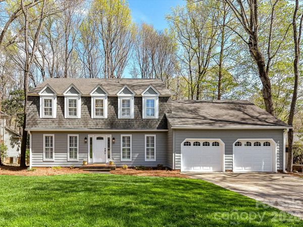 6523 Pensford Lane , Charlotte, NC 28270