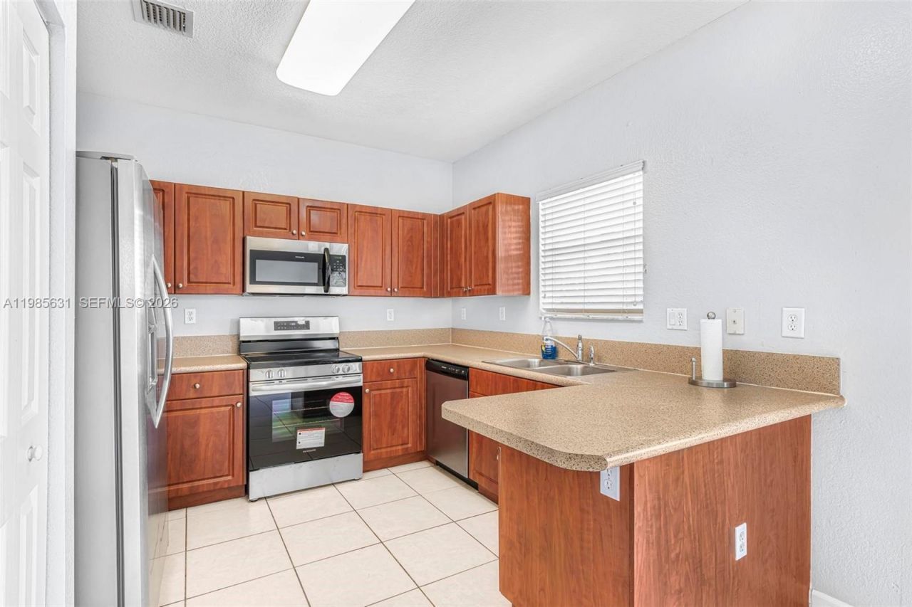 22424 SW 89th Path , Cutler Bay, FL 33190 Photo