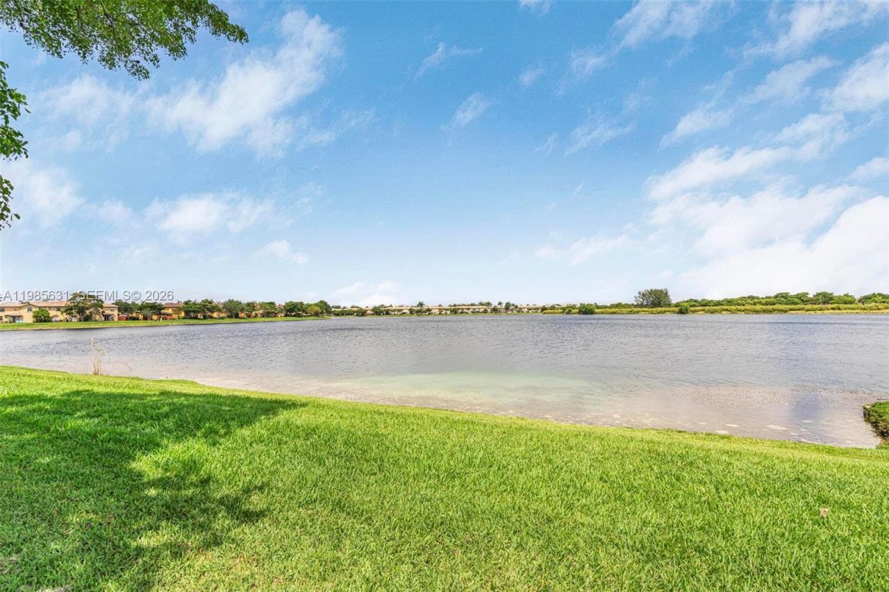 22424 SW 89th Path, Cutler Bay, FL 33190 Photo