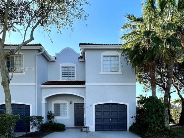 Unit 14892, Miami, FL 33194