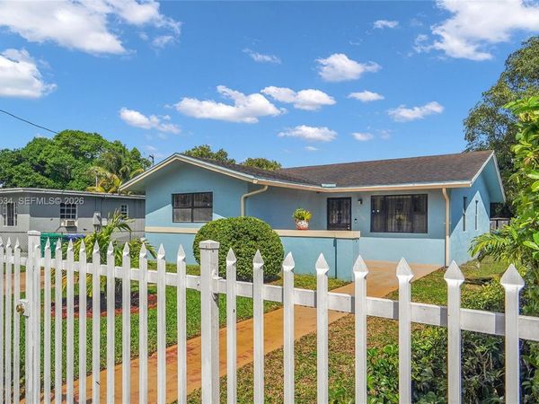3115 NW 65th St , Miami, FL 33147